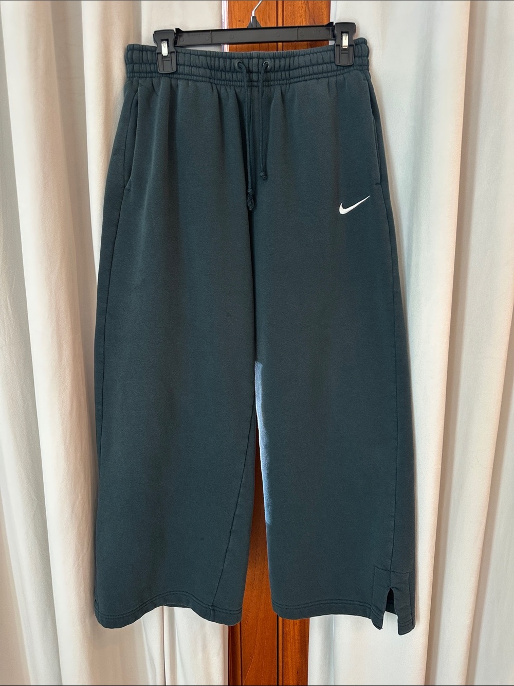 Nike women’s Dark blue Wide-Leg Sweatpants with White Swoosh
